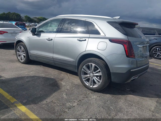 2024 CADILLAC XT5 1GYKNDRS1RZ722232 Photo 2
