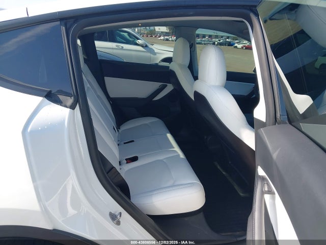 2021 TESLA MODEL Y 5YJYGDEEXMF205956 Photo 7