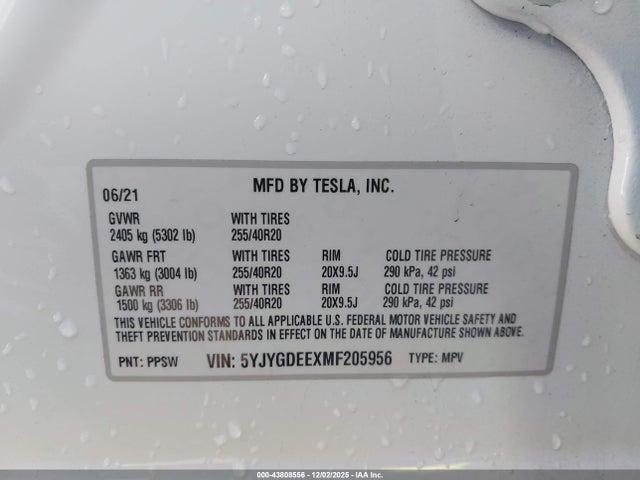 2021 TESLA MODEL Y 5YJYGDEEXMF205956 Photo 8