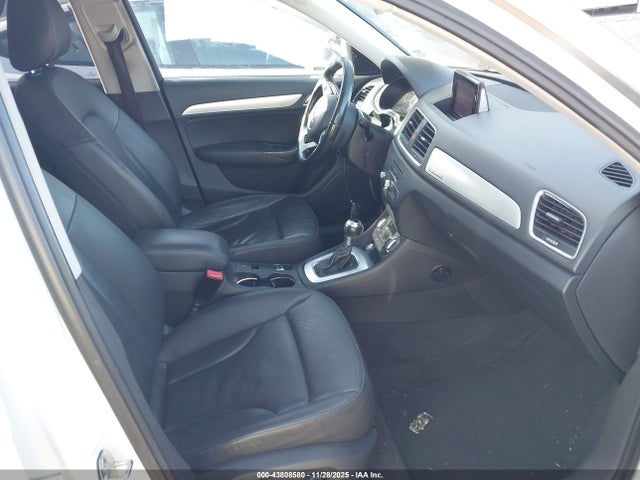 2015 AUDI Q3 WA1EFCFS0FR002389 Photo 4