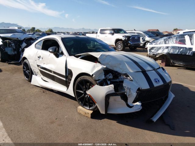 2024 TOYOTA GR86 JF1ZNBE10R8761024 Photo 5