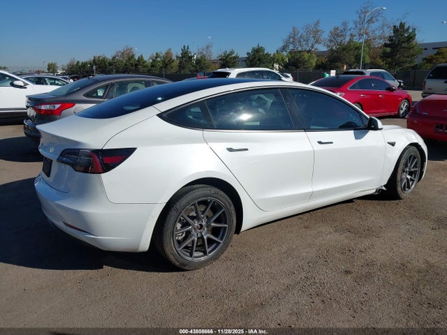 2022 TESLA MODEL 3 5YJ3E1EB0NF231603 Photo 3