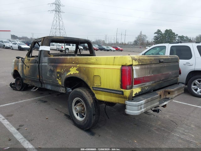 1988 FORD F250 1FTHF26G7JPA77250 Photo 2