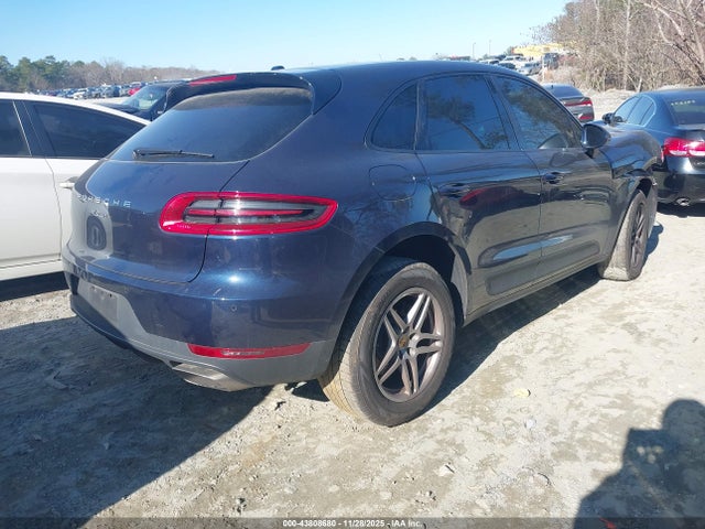 2018 PORSCHE MACAN WP1AA2A50JLB07667 Photo 3