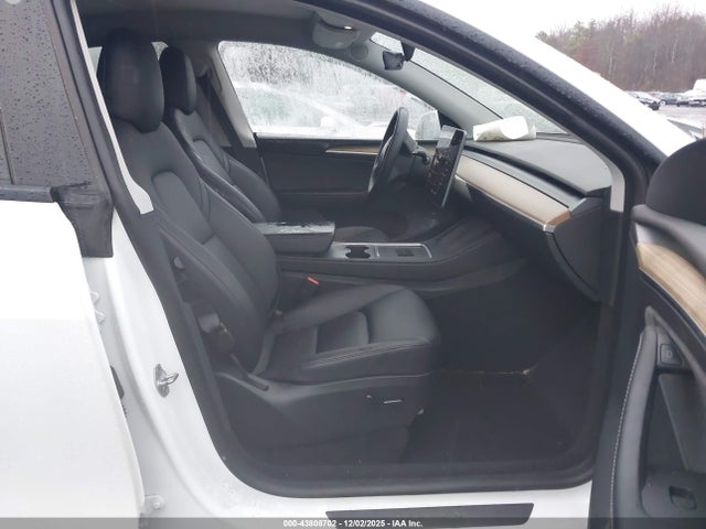 2023 TESLA MODEL Y 7SAYGDEE6PA093502 Photo 4