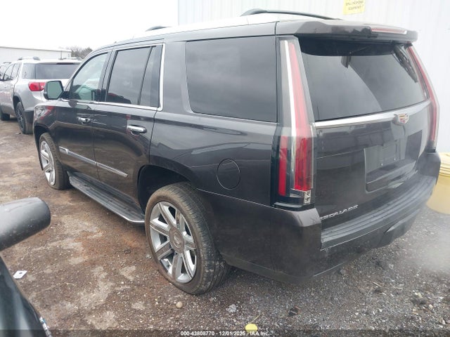 2016 CADILLAC ESCALADE 1GYS4BKJ0GR259084 Photo 2