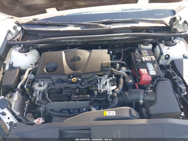4T1B11HK6JU151173 Toyota CAMRY XLE