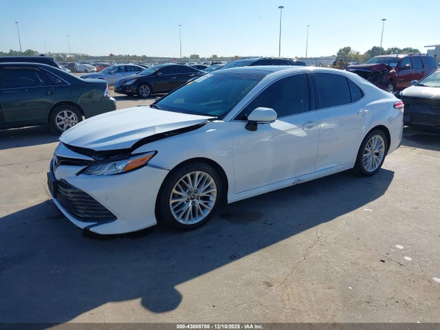 4T1B11HK6JU151173 Toyota CAMRY XLE