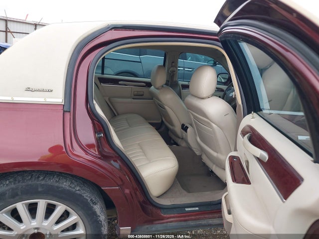 2004 LINCOLN TOWN CAR 1LNHM81W14Y674637 Photo 7