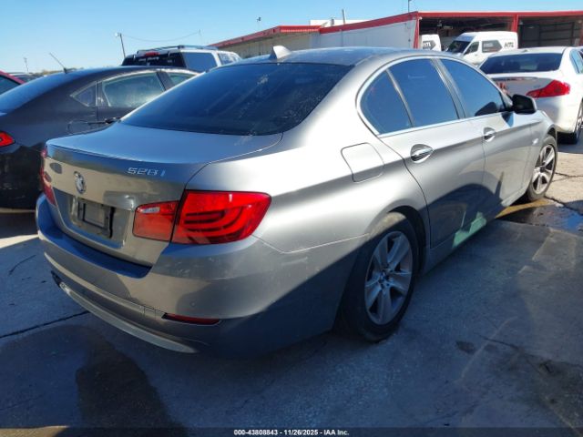 2012 BMW 528I WBAXG5C51CDY30527 Photo 3