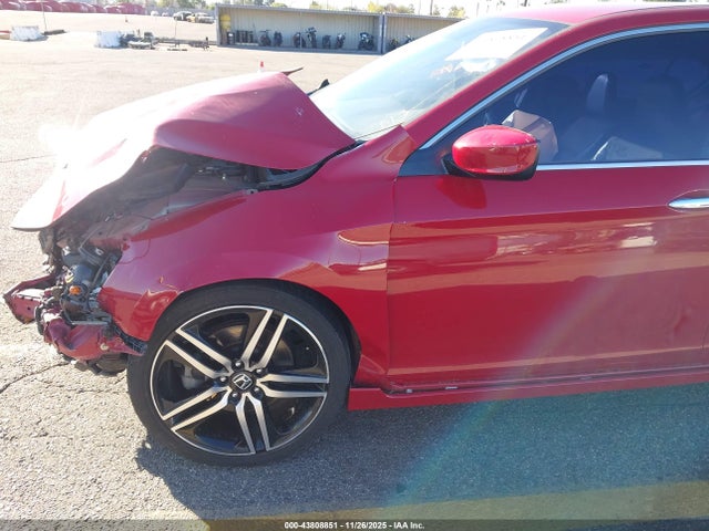 1HGCR2F56HA105229 Honda Accord Sport