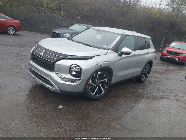 Продаж на аукціоні авто 2023 Mitsubishi Outlander Se 2.5 2wd/se Black Edition 2wd/se Special Edition 2wd, vin: JA4J3UA80PZ013371, номер лоту: 43808852