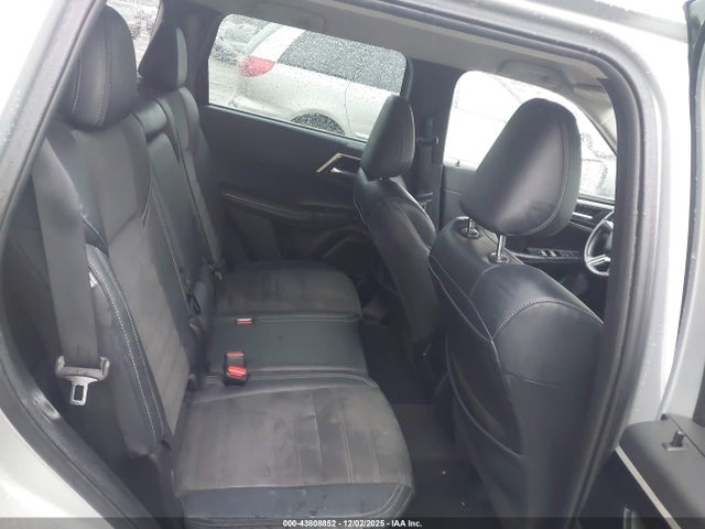 Продаж на аукціоні авто 2023 Mitsubishi Outlander Se 2.5 2wd/se Black Edition 2wd/se Special Edition 2wd, vin: JA4J3UA80PZ013371, номер лоту: 43808852