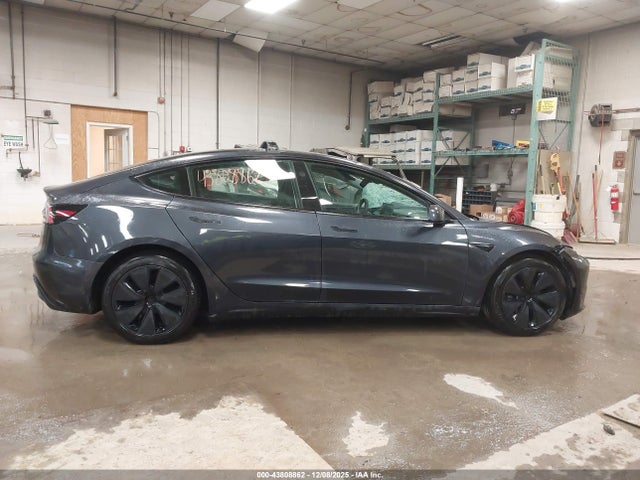 2024 Tesla Model 3 Long Range Dual Motor All-wheel Drive მანქანა იყიდება აუქციონზე, vin: 5YJ3E1EB2RF792911, აუქციონის ნომერი: 43808862