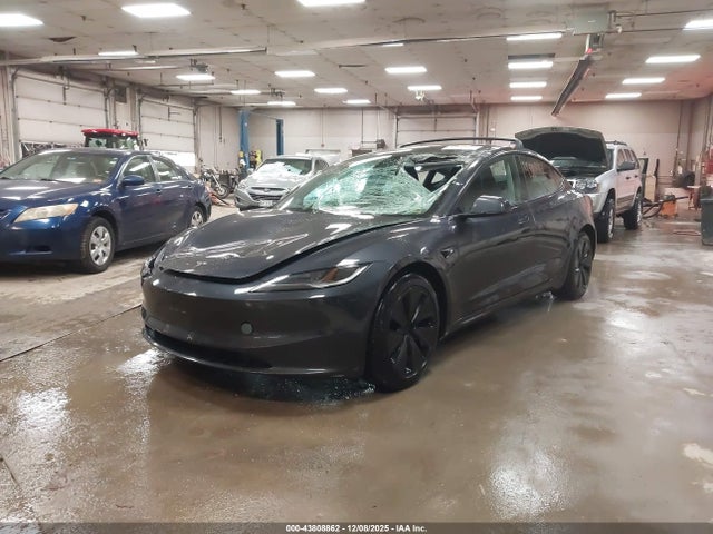 2024 TESLA MODEL 3 5YJ3E1EB2RF792911 Photo 1