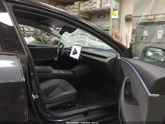 2024 TESLA MODEL 3 5YJ3E1EB2RF792911 Photo 4