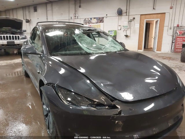 2024 TESLA MODEL 3 5YJ3E1EB2RF792911 Photo 5