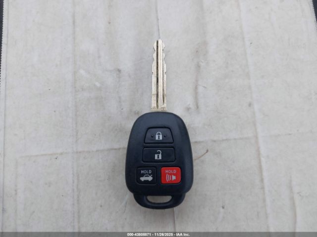 2019 TOYOTA COROLLA 2T1BURHE3KC246390 Photo 10