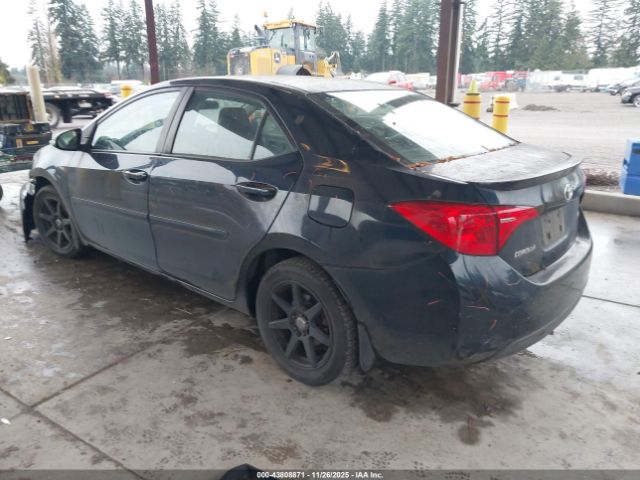 2019 TOYOTA COROLLA 2T1BURHE3KC246390 Photo 2