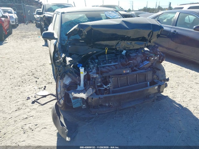 Hyundai Venue Se 2024 KMHRB8A32RU329034 Image 6