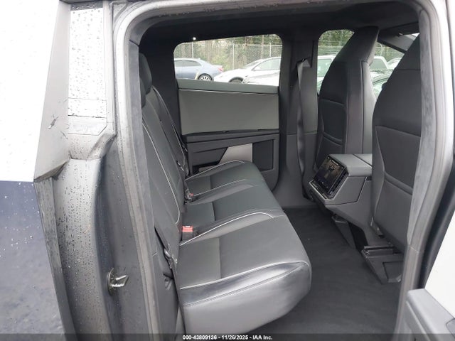 7G2CEHED9SA073343 Tesla Cybertruck
