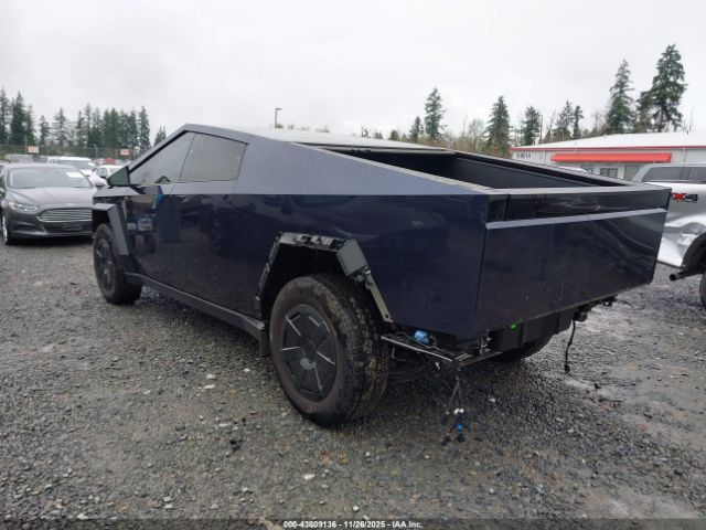 2025 TESLA CYBERTRUCK 7G2CEHED9SA073343 Photo 2