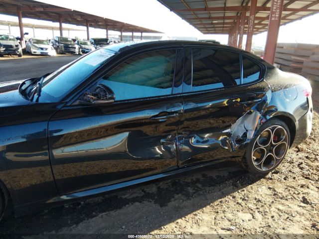 2022 ALFA ROMEO GIULIA ZARFAMBN3N7660111 Photo 5