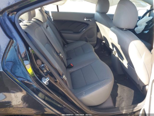 2017 KIA FORTE 3KPFL4A87HE104694 Photo 7