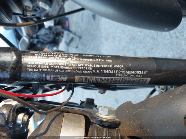 2021 HARLEY-DAVIDSON XL883 1HD4LE215MB406344 Photo 9