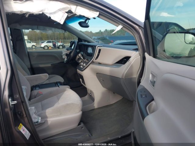 2015 TOYOTA SIENNA 5TDKK3DC9FS583134 Photo 4