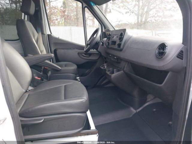 2024 MERCEDES-BENZ SPRINTER 2500 W1W4KBHY7RT175475 Photo 4