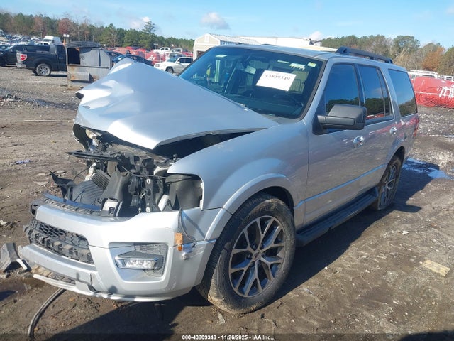 1FMJU1HT8HEA38311 Ford Expedition Xlt