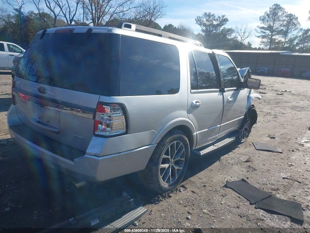 1FMJU1HT8HEA38311 Ford Expedition Xlt