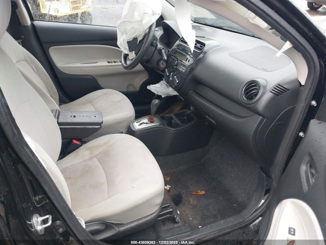 2017 MITSUBISHI MIRAGE G4 ML32F3FJ7HHF14245 Photo 4