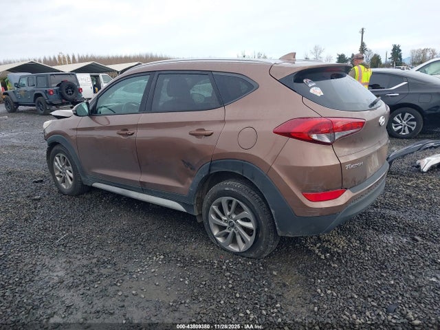 KM8J3CA48HU490511 Hyundai Tucson Se Plus
