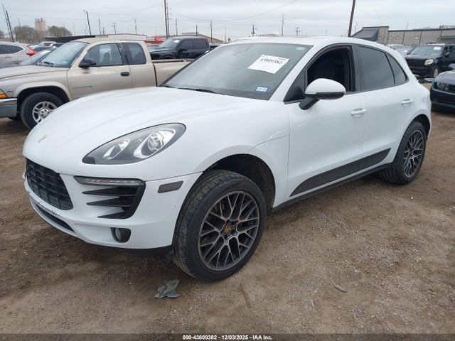 2018 PORSCHE MACAN WP1AA2A57JLB18004 Photo 1