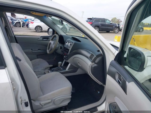 2013 SUBARU FORESTER JF2SHADC7DH418480 Photo 4