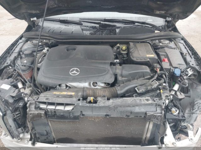 2015 MERCEDES-BENZ GLA 250 WDCTG4GB3FJ139236 Photo 9