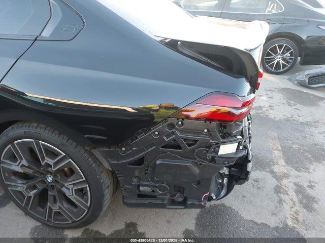 WBA43FJ04RCR86068 BMW 530I