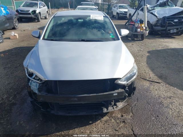 2018 HYUNDAI ELANTRA KMHD74LF2JU522445 Photo 5