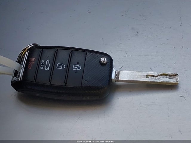 5XXGT4L34HG128318 KIA Optima Lx