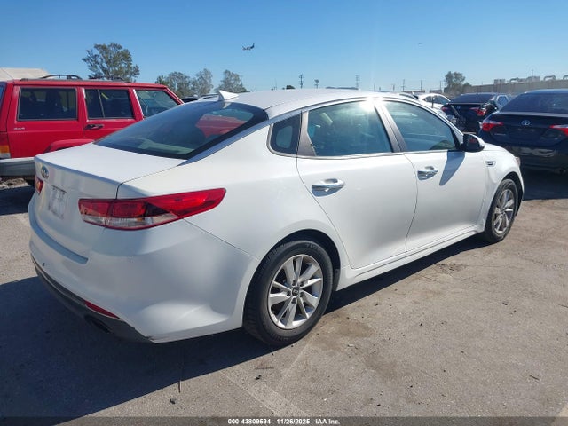 5XXGT4L34HG128318 KIA Optima Lx