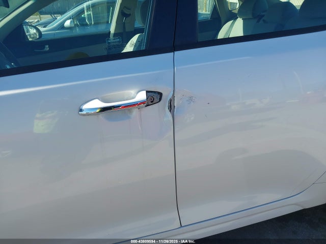 5XXGT4L34HG128318 KIA Optima Lx