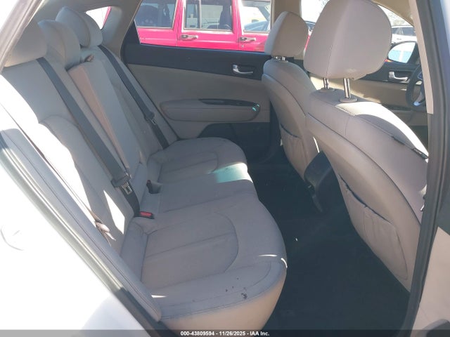 5XXGT4L34HG128318 KIA Optima Lx