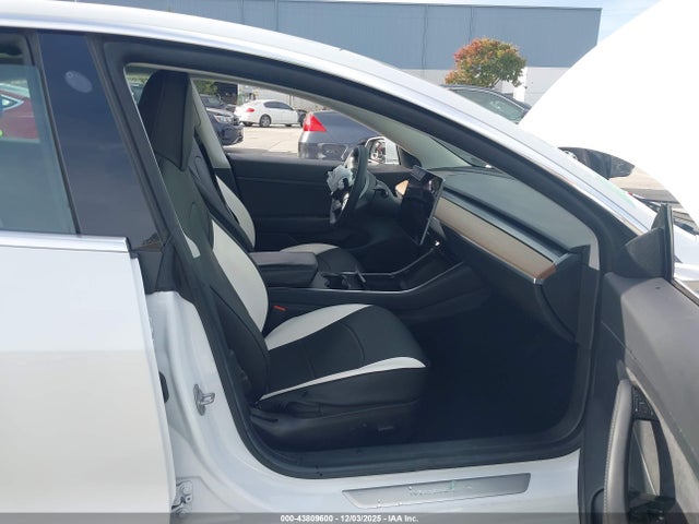 2020 TESLA MODEL 3 5YJ3E1EA9LF476839 Photo 4