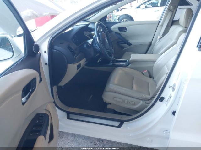 2018 ACURA RDX 5J8TB4H31JL013659 Photo 4