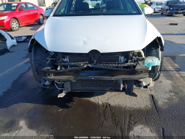 2017 VOLKSWAGEN GOLF GTI 3VW447AU8HM071503 Photo 5