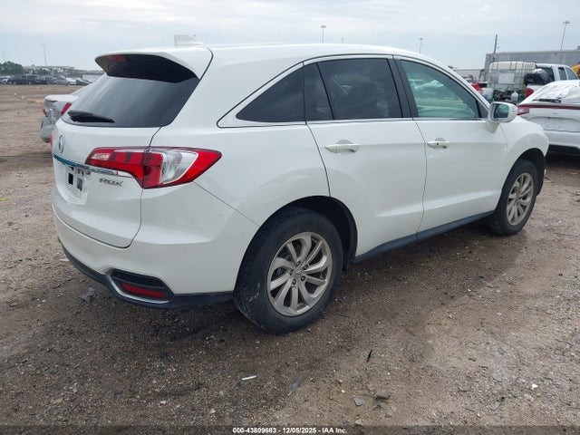 2018 ACURA RDX 5J8TB3H30JL008043 Photo 3