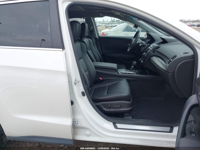 2018 ACURA RDX 5J8TB3H30JL008043 Photo 4
