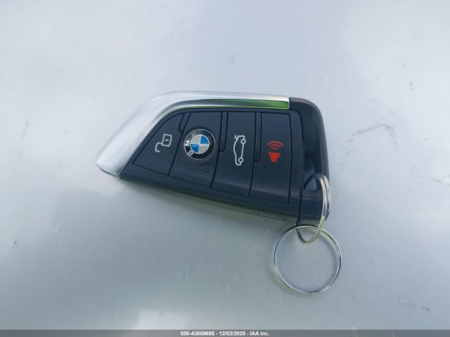 2021 BMW X3 5UXTY3C07M9H13113 Photo 10